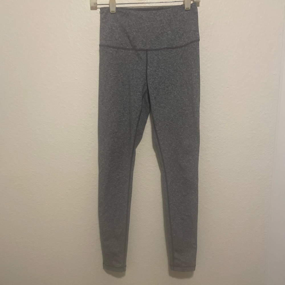 Zella High Waisted Full Length Leggings. SZ S
